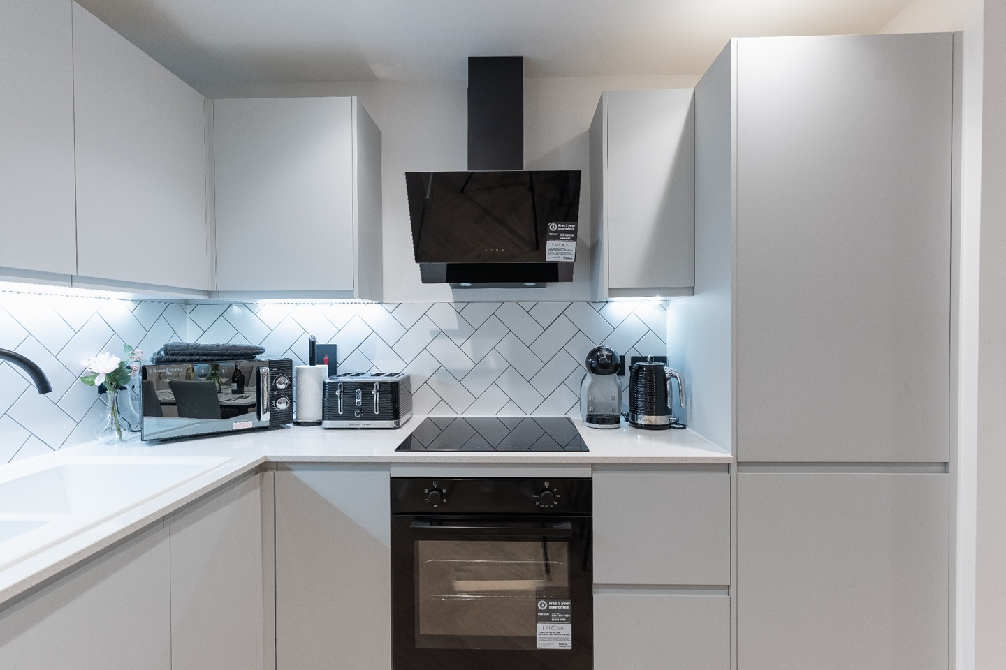 1 Bed Flat, Lomax Building, M1 photo 2