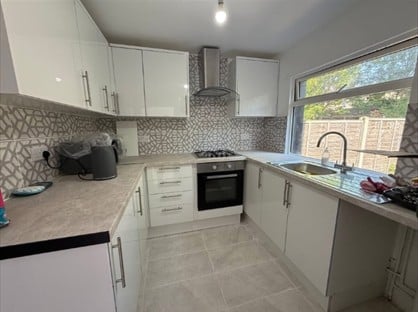 Room in a Shared House, Sunnyside Road South, N9