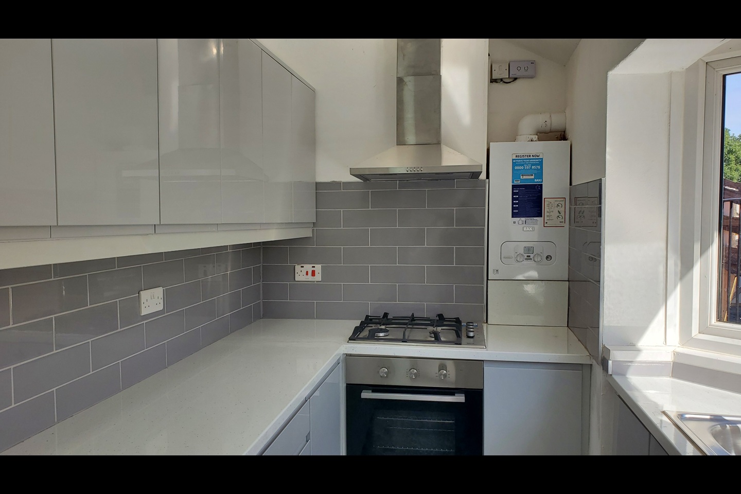 2 Bed Flat, Alcester Road South, B14 photo 3