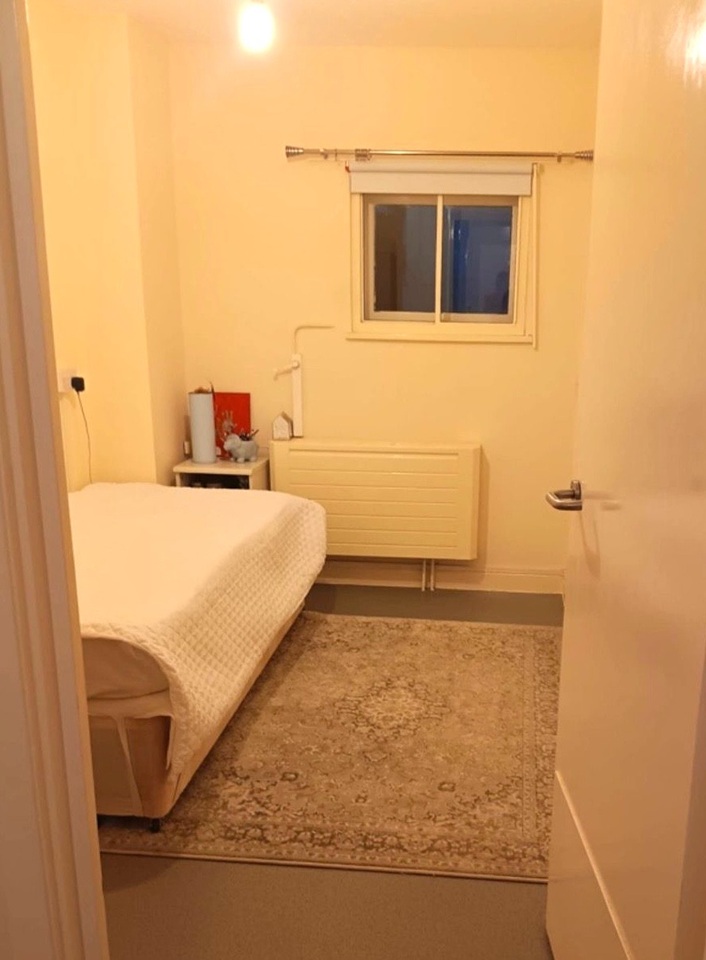 Room in a Shared Flat, Lena Gardens, W6 photo 2
