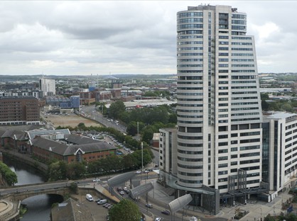 2 Bed Penthouse, Bridgewater Place, LS11