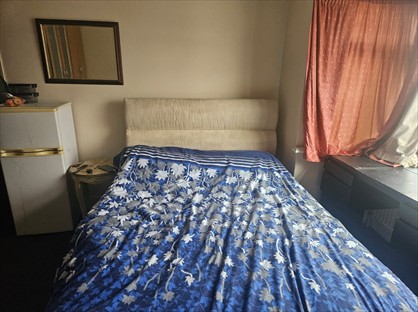 Room in a Shared House, Hounslow Road, TW13