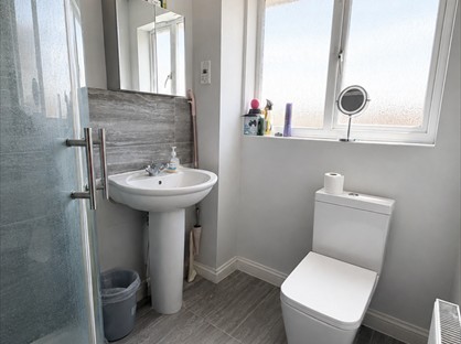 Room in a Shared House, Longmarsh Lane, SE28