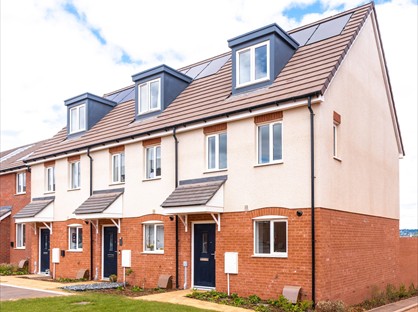 3 Bed End Terrace, Castle Park Way, EX2