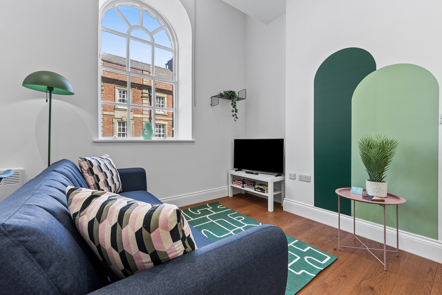 2 Bed Flat, East Parade, S1