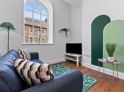 2 Bed Flat, East Parade, S1