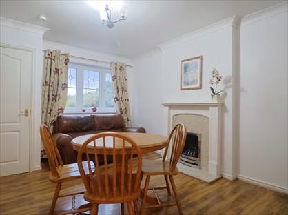 Room in a Shared House, Attock Close, OL9