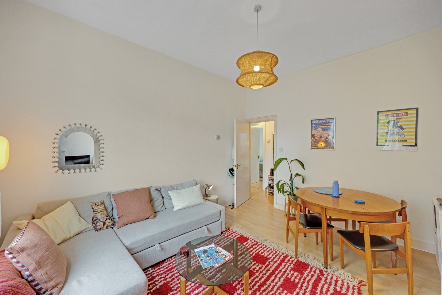 2 Bed Flat, Mildmay Park, N1 photo 2
