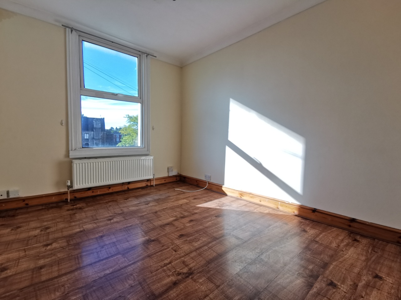 1 Bed Flat, The Malthouse, RG1 photo 3