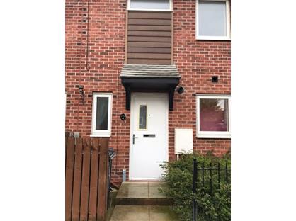 2 Bed Terraced House, Oaklands Place, LS8