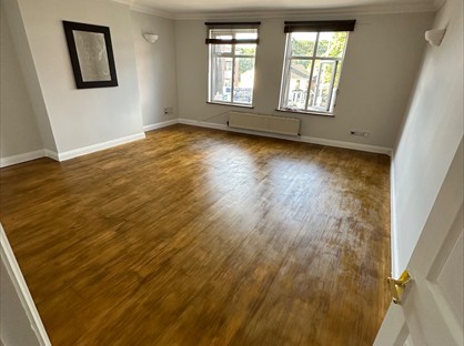 2 Bed Flat, Poole Road, BH12