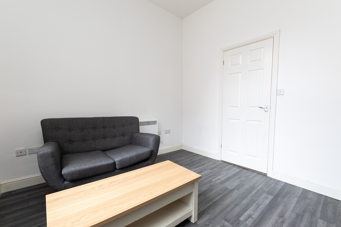 1 Bed Flat, Denman St West, NG7 photo 3
