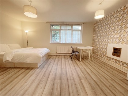 Studio Flat, Balman House, SE16