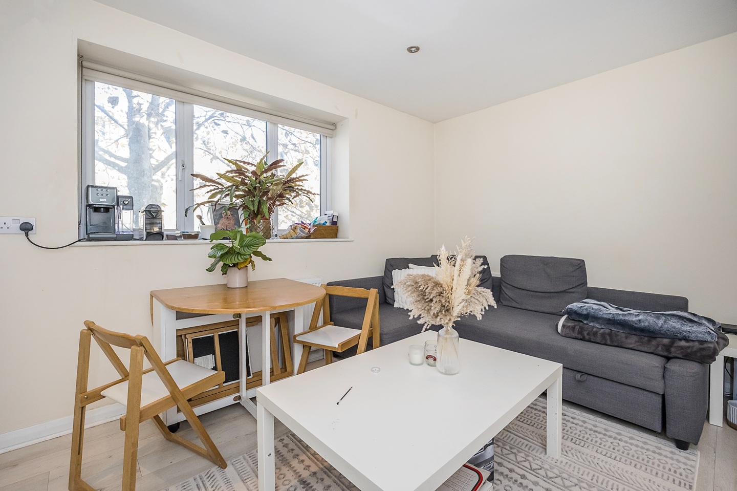 3 Bed Flat, Lower Road, SE16 photo 3