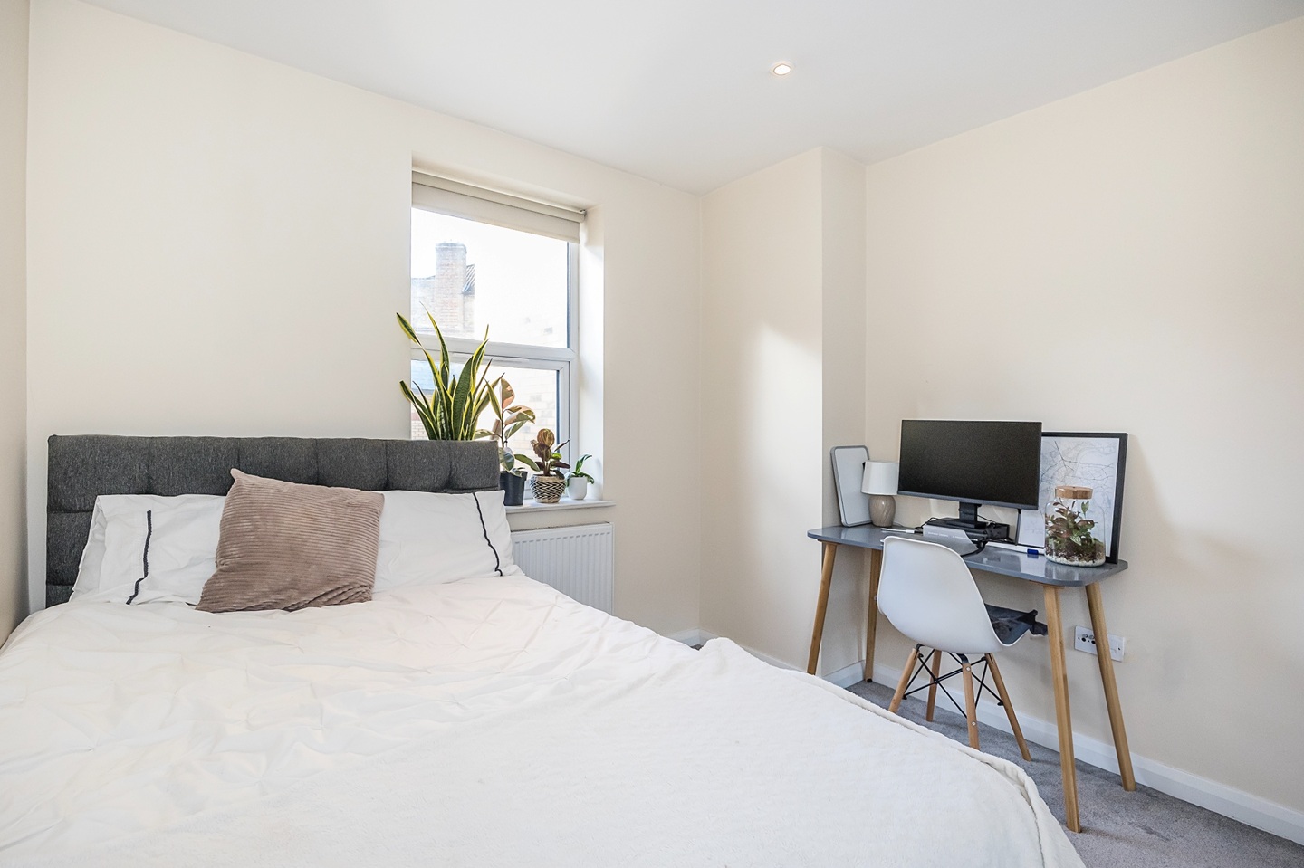 3 Bed Flat, Lower Road, SE16 photo 5