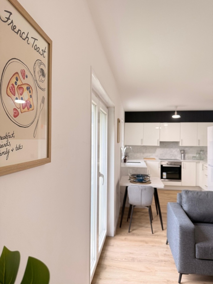 Room in a Shared Flat, Auchentoshan Terrace, G21