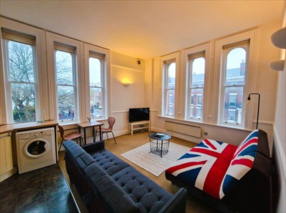 1 Bed Flat, Catherine House, L8