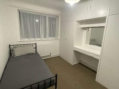 Room in a Shared House, Cowbridge Lane, IG11