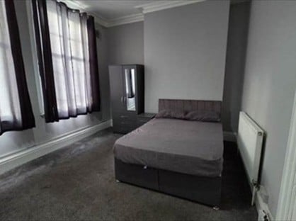 Room in a Shared House, The Arcade, WS1