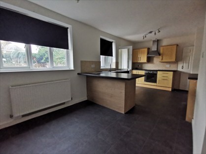 3 Bed Semi-Detached House, Abercorn Road, DN2