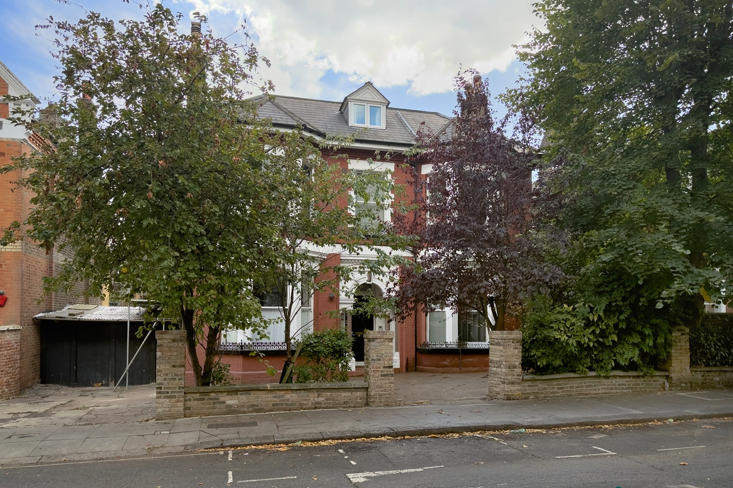 1 Bed Flat, Woodchurch Road, NW6