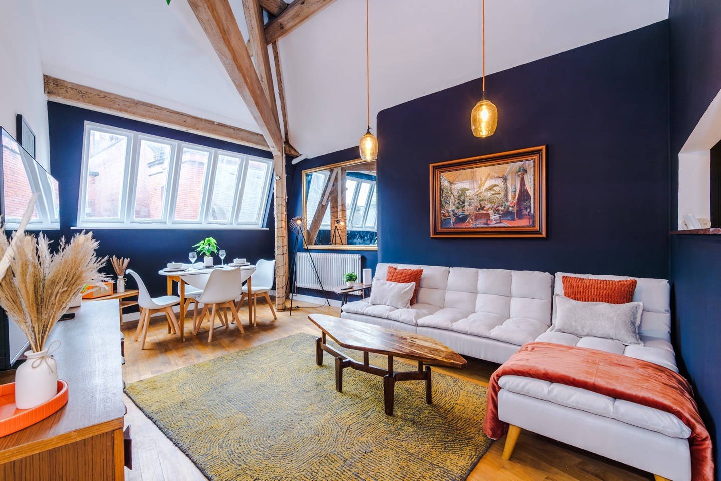 Studio Flat, Kingsley House, M1