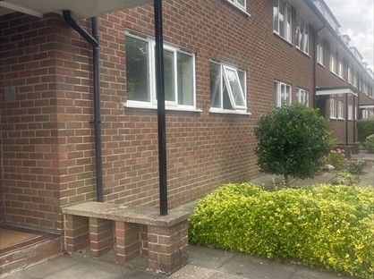 2 Bed Flat, Ockbrook Court, LN1