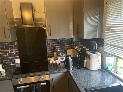 1 Bed Flat, Thornacre Road, BD18