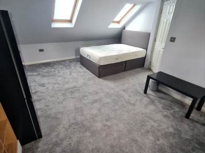 Room in a Shared House, Seymer Road, RM1