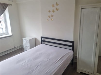 Room in a Shared House, Kennyland Court, NW4