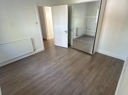 Room in a Shared House, Acklington Drive, NW9