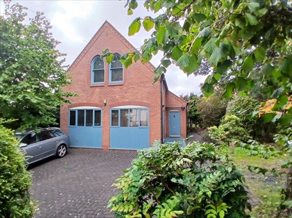 Room in a Shared House, Hunters Road, B19