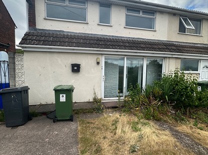 3 Bed Semi-Detached House, Shaw Road, WV14
