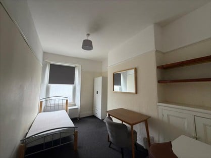 Room in a Shared Flat, North Road West, PL1