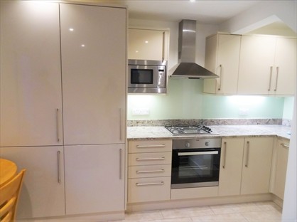 3 bed flat/apartment for rent in 3 Bed Flat, Rear House, SW19