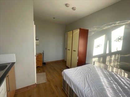 1 Bed Flat, High St, B70