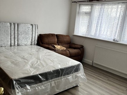 Room in a Shared House, Bedford Avenue, UB4
