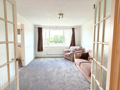 1 Bed Flat, Coleridge Way, BR6