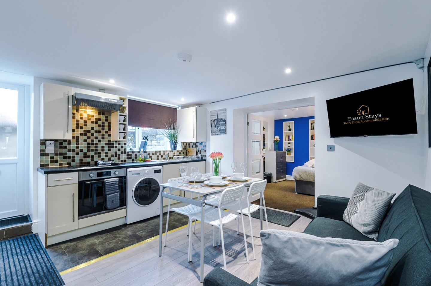 2 Bed Flat, Brunswick Street, S10 photo 2
