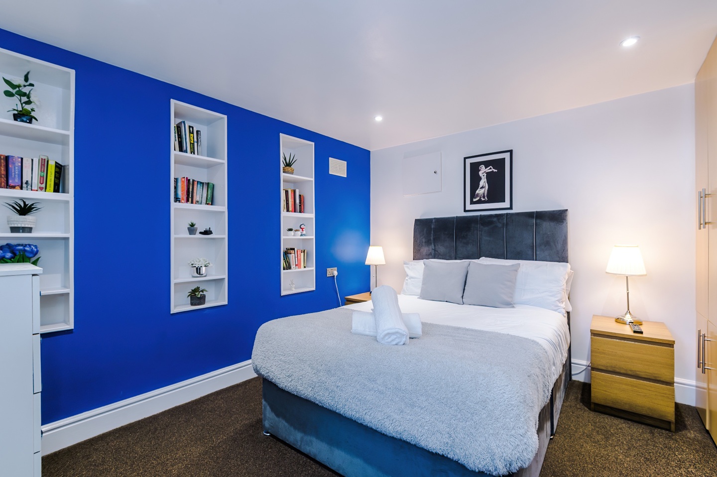 2 Bed Flat, Brunswick Street, S10 photo 3