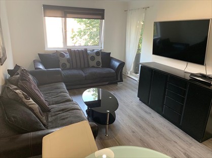 Room in a Shared Flat, Whitehill St, G31