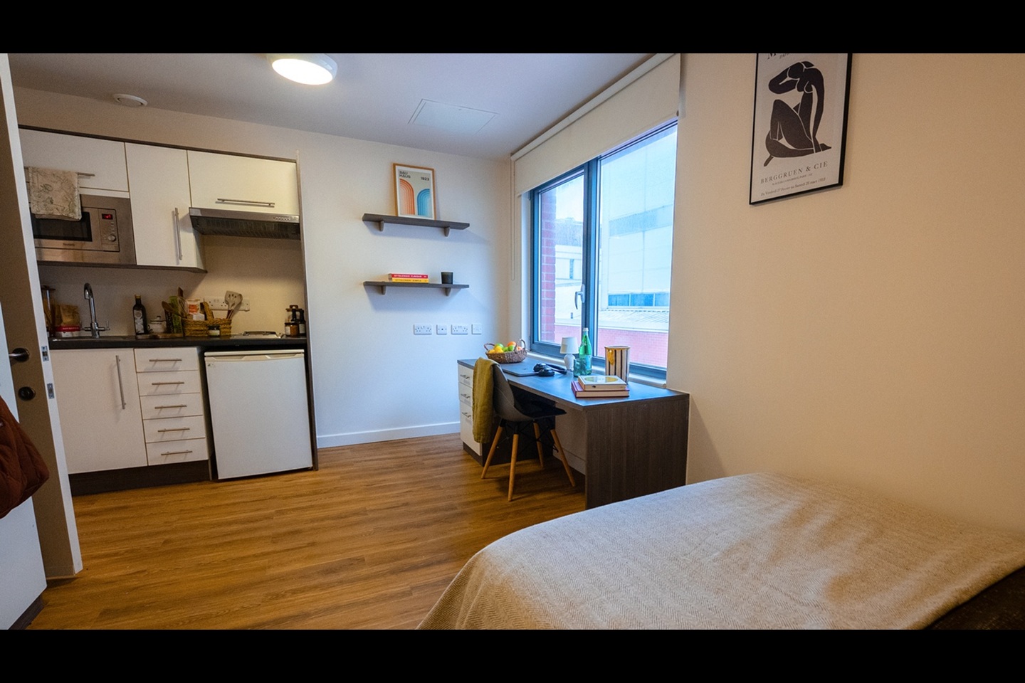 Studio Flat, Pearl Works, S1 photo 4