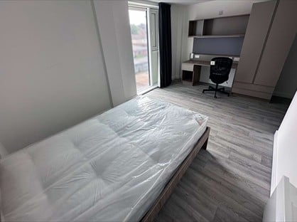 Room in a Shared House, Royston Avenue, BL2