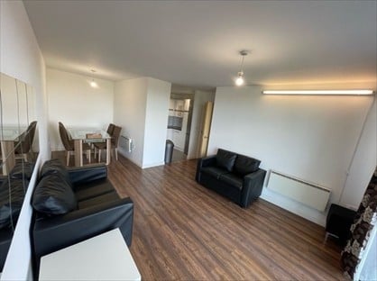2 Bed Flat, The Blenheim Centre, TW3