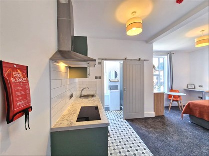 Bedsit, Gillott Rd, B16