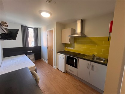 Studio Flat, Commonhall Street, CH1