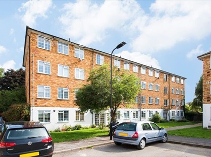 2 Bed Flat, Barbican Road, UB6