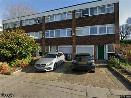 3 bed terraced house for rent in 3 Bed Terraced House, Chichele Gardens, CR0