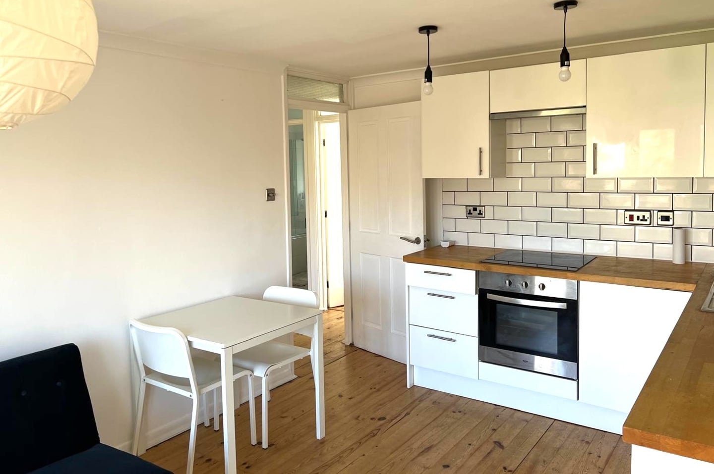 2 Bed Flat, Hackney, E8 photo 3