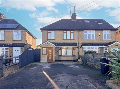 4 Bed Semi-Detached House, Park St Lane, AL2
